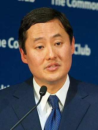John Yoo height profile photo