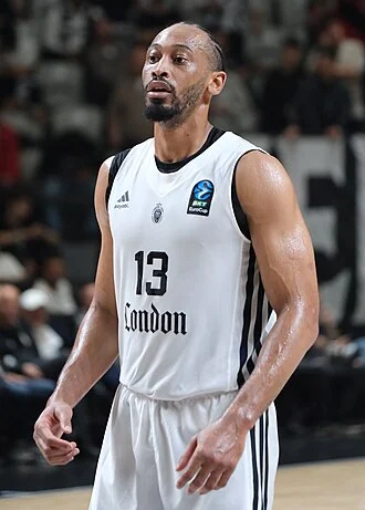 Johnathan Williams height profile photo