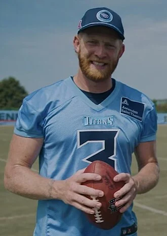 Johnny Hekker height profile photo