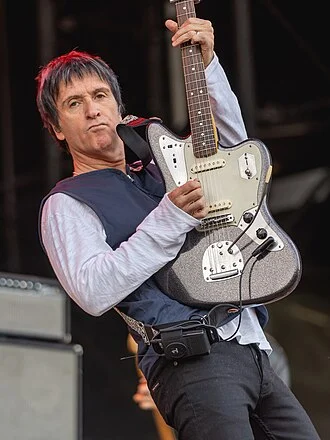 Johnny Marr height profile photo