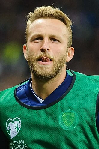 Johnny Russell (footballer) height profile photo