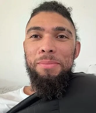Johnny Walker (fighter) height profile photo