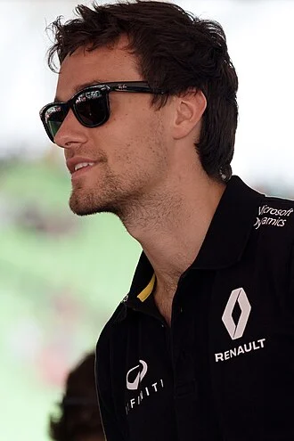 Jolyon Palmer height profile photo