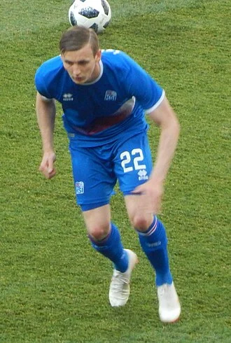 Jón Daði Böðvarsson height profile photo