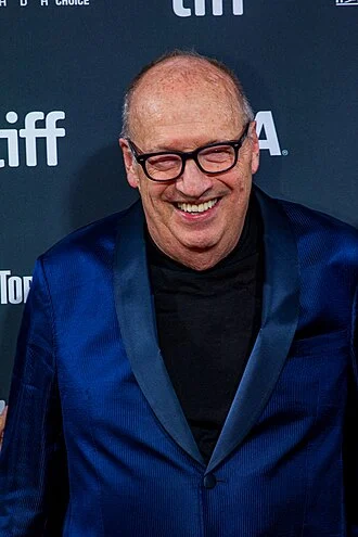Jon Landau height profile photo