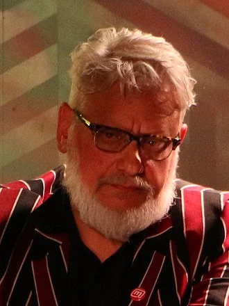 Jon Lansman height profile photo