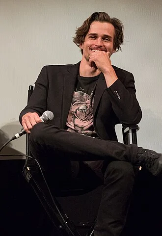 Jon-Michael Ecker height profile photo