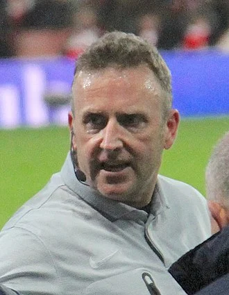 Jon Moss (referee) height profile photo