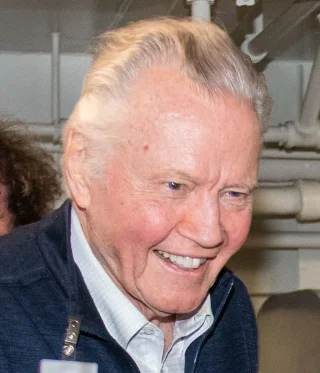 Jon Voight height profile photo