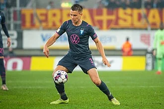 Jonas Knudsen height profile photo