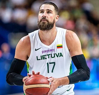 Jonas Valančiūnas height profile photo