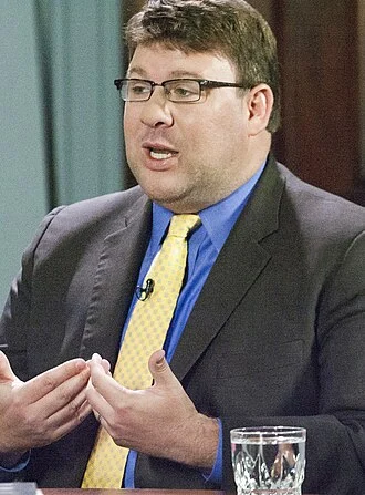 Jonathan Allen (journalist) height profile photo