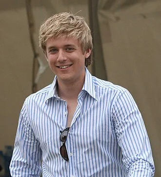 Jonathan Ansell height profile photo