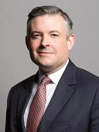 Jonathan Ashworth height profile photo