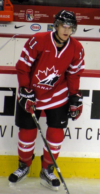 Jonathan Huberdeau height profile photo