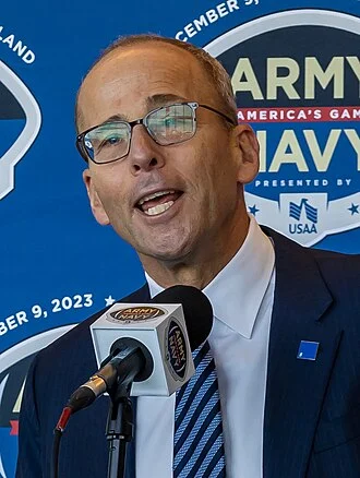 Jonathan Kraft height profile photo