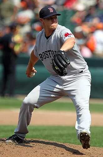 Jonathan Papelbon height profile photo