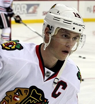 Jonathan Toews height profile photo