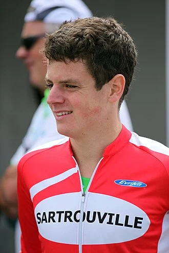 Jonny Brownlee height profile photo