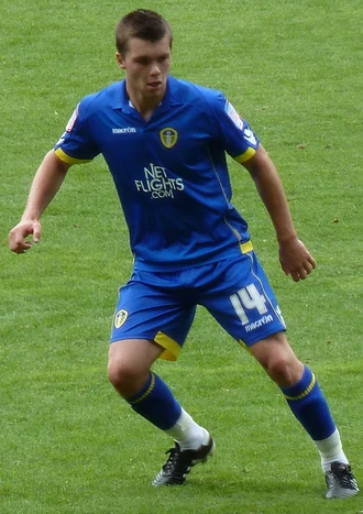 Jonny Howson height profile photo