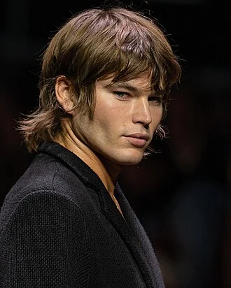 Jordan Barrett height profile photo