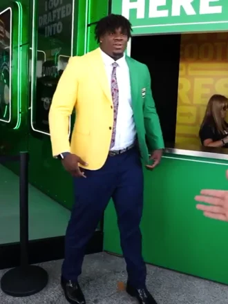Jordan Davis (defensive tackle) height profile photo