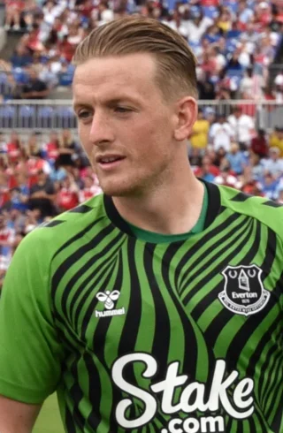 Jordan Pickford height profile photo