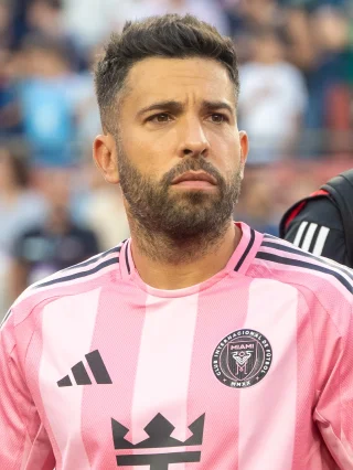 Jordi Alba height profile photo