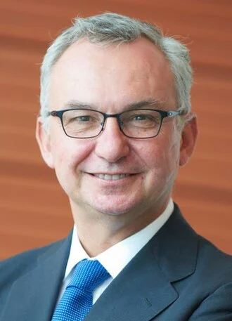 José Baselga height profile photo