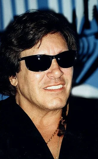 José Feliciano height profile photo