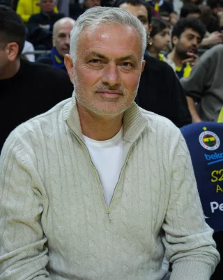 José Mourinho height profile photo
