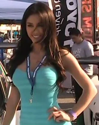 Joselyn Cano height profile photo