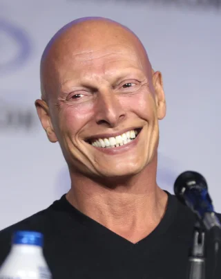 Joseph Gatt height profile photo