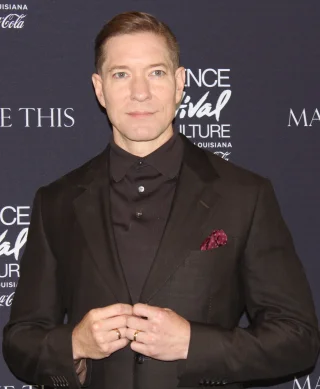 Joseph Sikora height profile photo