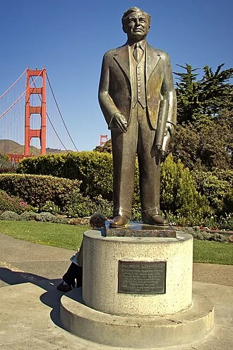Joseph Strauss (engineer) height profile photo