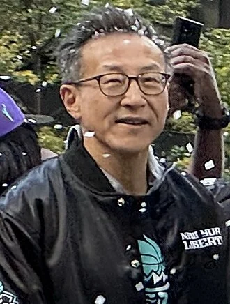 Joseph Tsai height profile photo