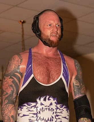Josh Alexander height profile photo