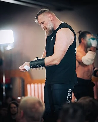 Josh Barnett height profile photo