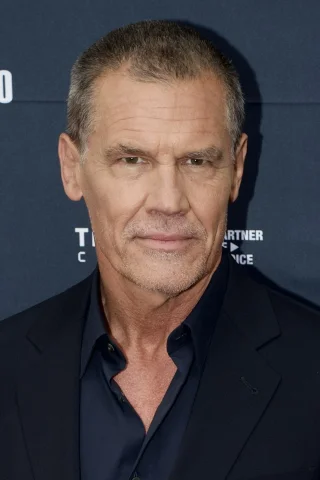 Josh Brolin height profile photo