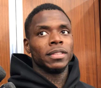 Josh Gordon height profile photo