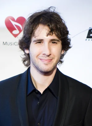 Josh Groban height profile photo