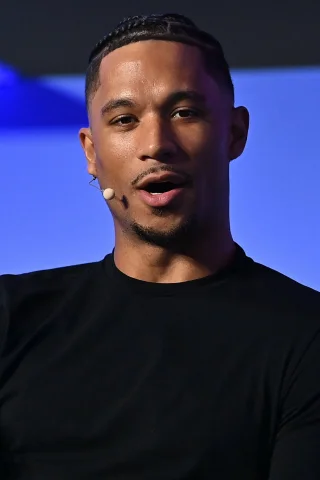 Josh Hart height profile photo