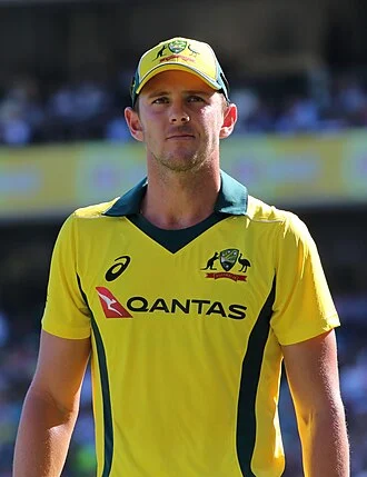 Josh Hazlewood height profile photo