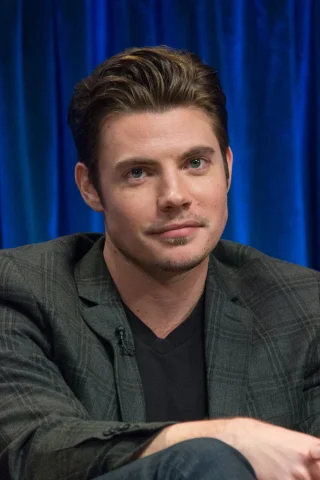 Josh Henderson height profile photo