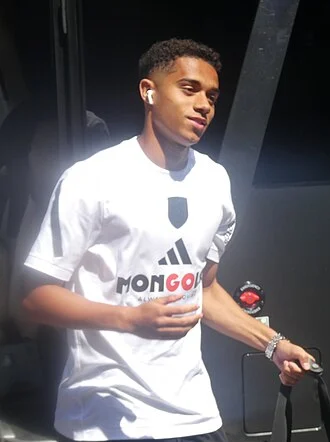 Josh King (footballer, born 2007) height profile photo