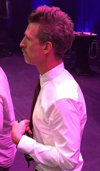 Josh Meyers (actor) height profile photo