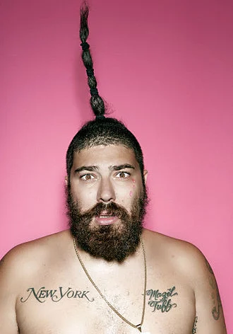 Josh Ostrovsky height profile photo