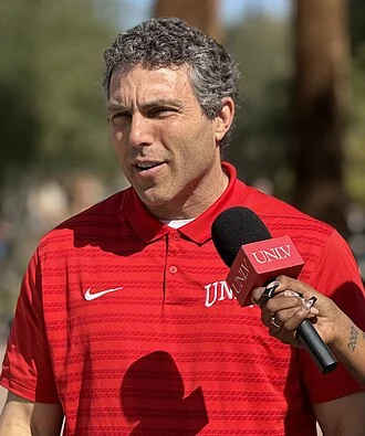 Josh Pastner height profile photo