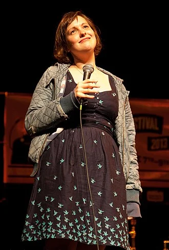 Josie Long height profile photo