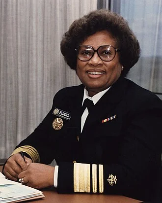 Joycelyn Elders height profile photo